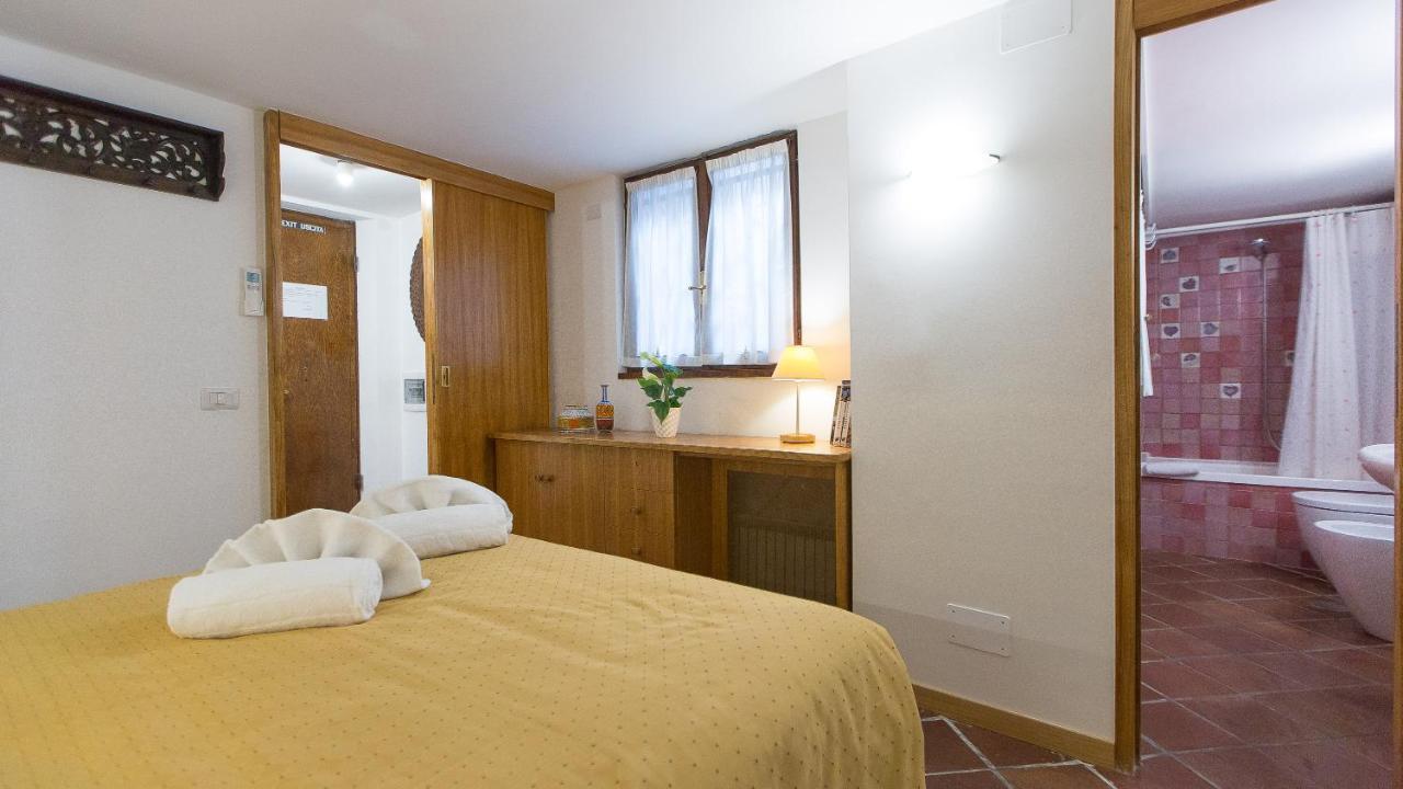 Bovari Apartment Rome Bagian luar foto